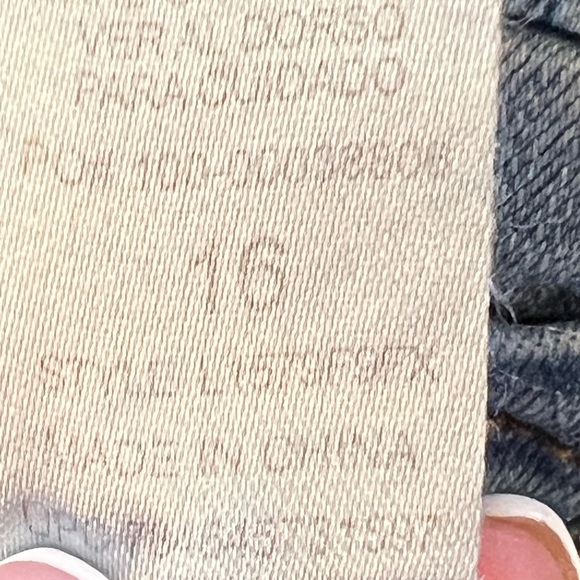 Wit & Wisdom Boot Cut Jeans with Side Slit Hem Size 16 Medium Wash - Picture 14 of 14